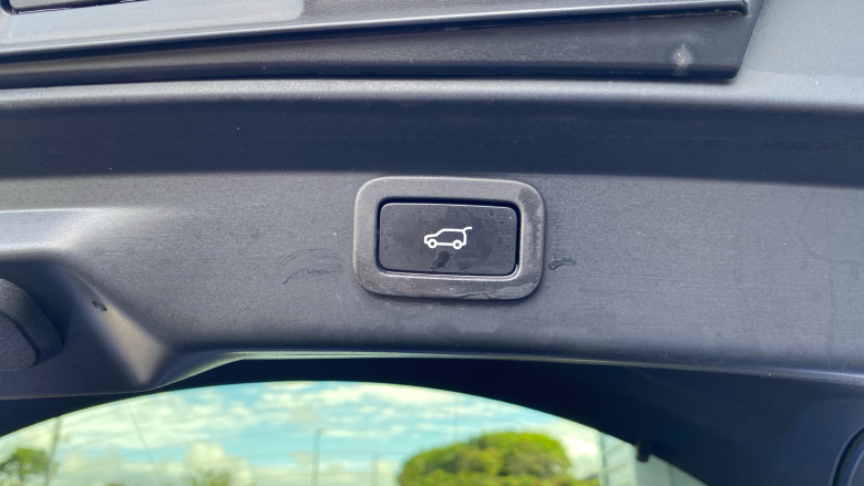 Jaguar I-Pace 294kW EV400 HSE Black 90kWh 5dr Auto 11kW Charger Electric Estate